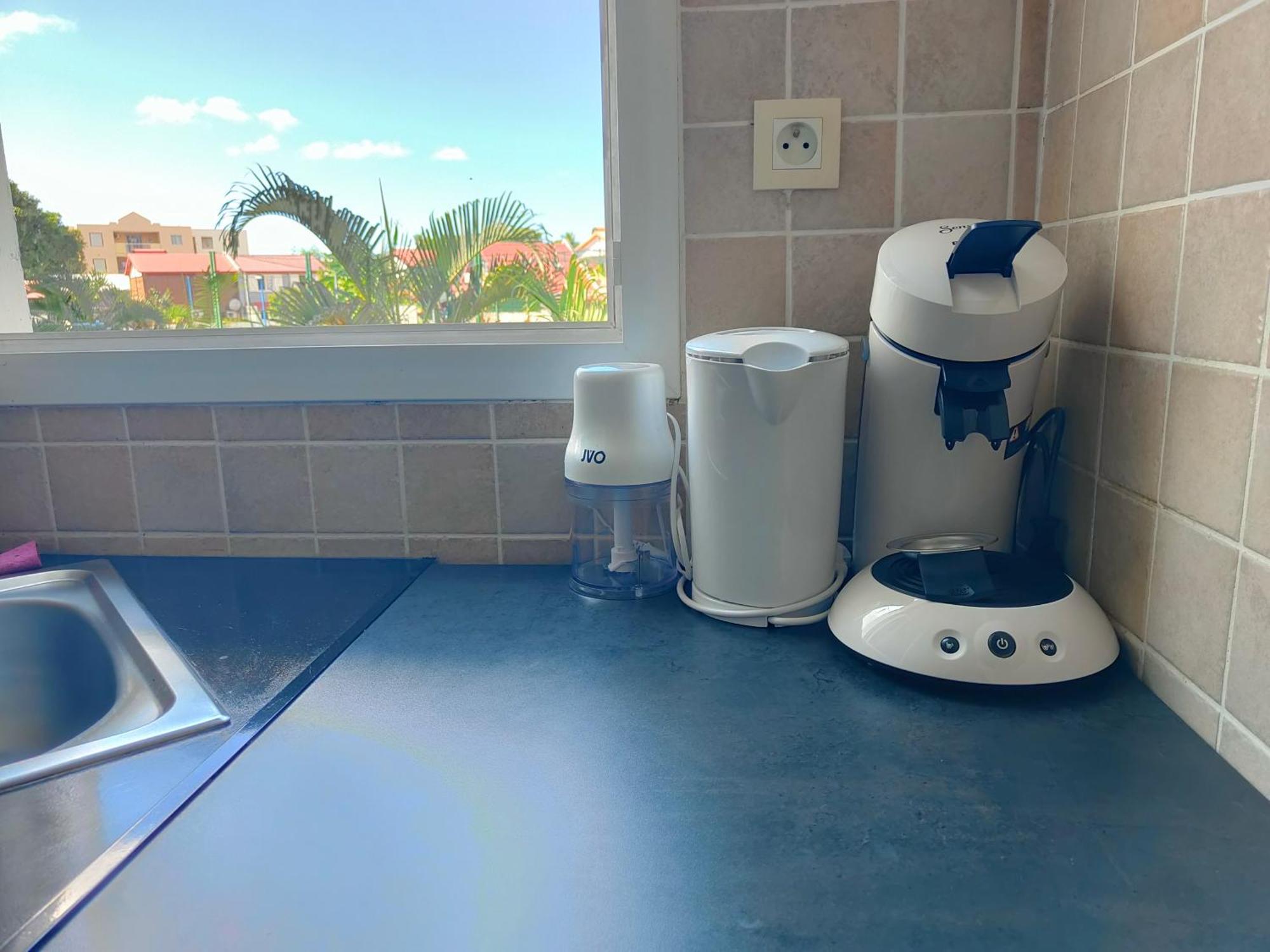 Appartement T2 - Sainte-Marie - 10 Min De L'Aeroport Δωμάτιο φωτογραφία
